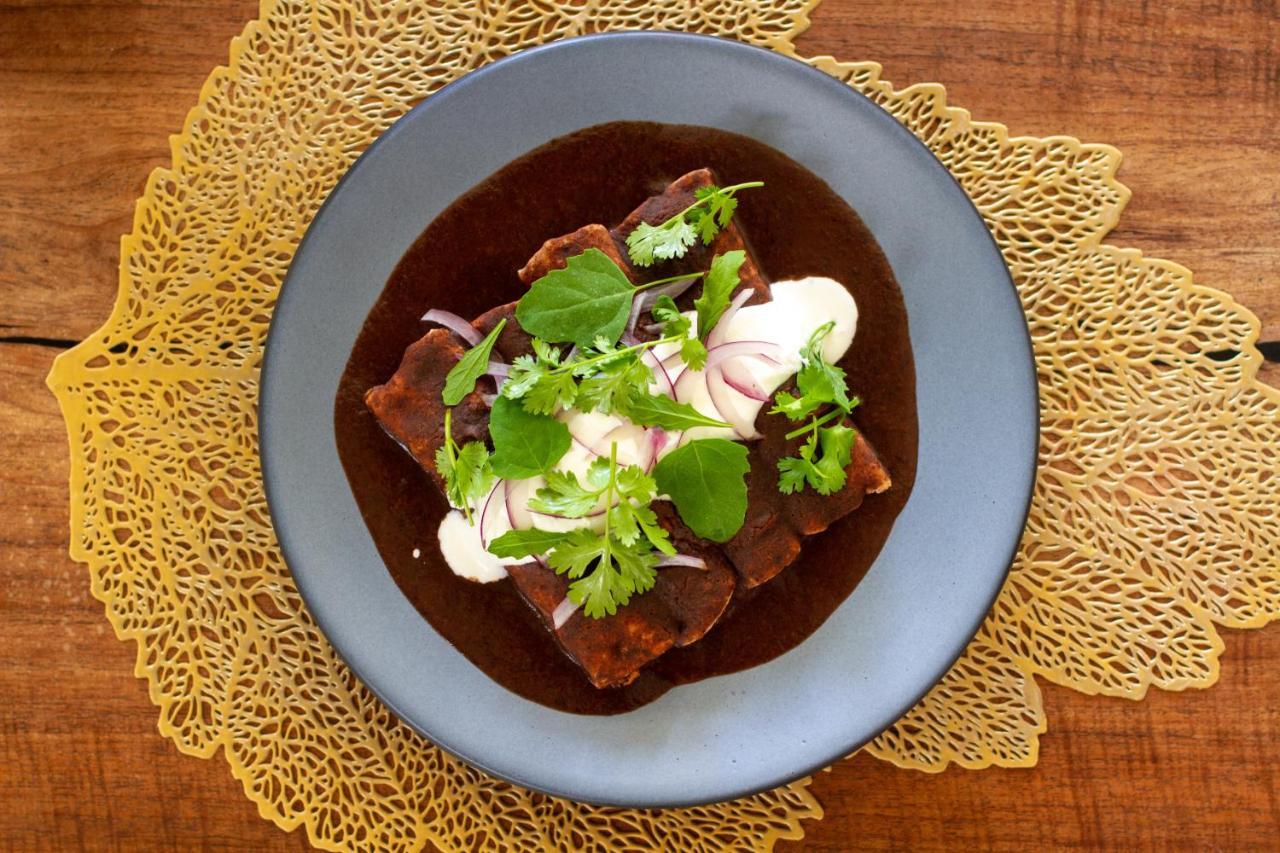 Hotel Makaaba Eco-Boutique Bacalar Luaran gambar A plate of enchiladas